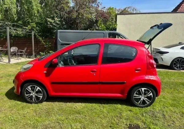 Peugeot 107 cena 6900 przebieg: 249000, rok produkcji 2007 z Gliwice małe 37